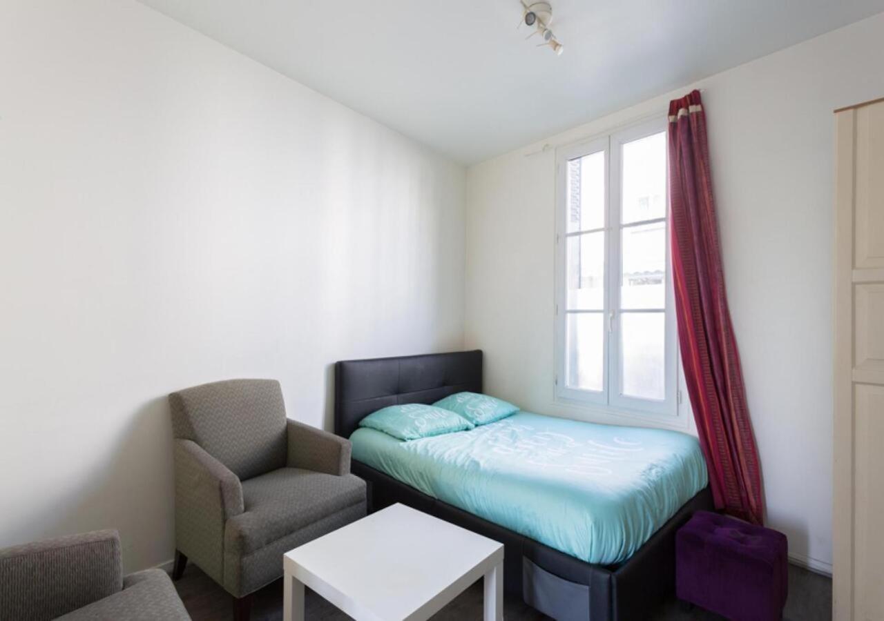 Studio Meuble Жантийи Экстерьер фото