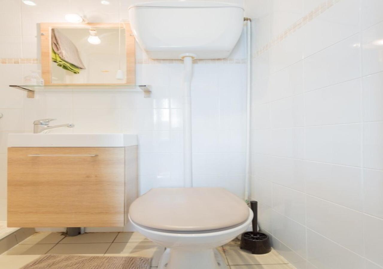 Studio Meuble Жантийи Экстерьер фото