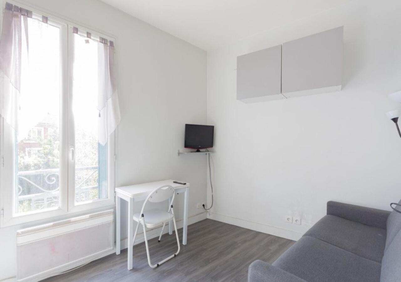 Studio Meuble Жантийи Экстерьер фото