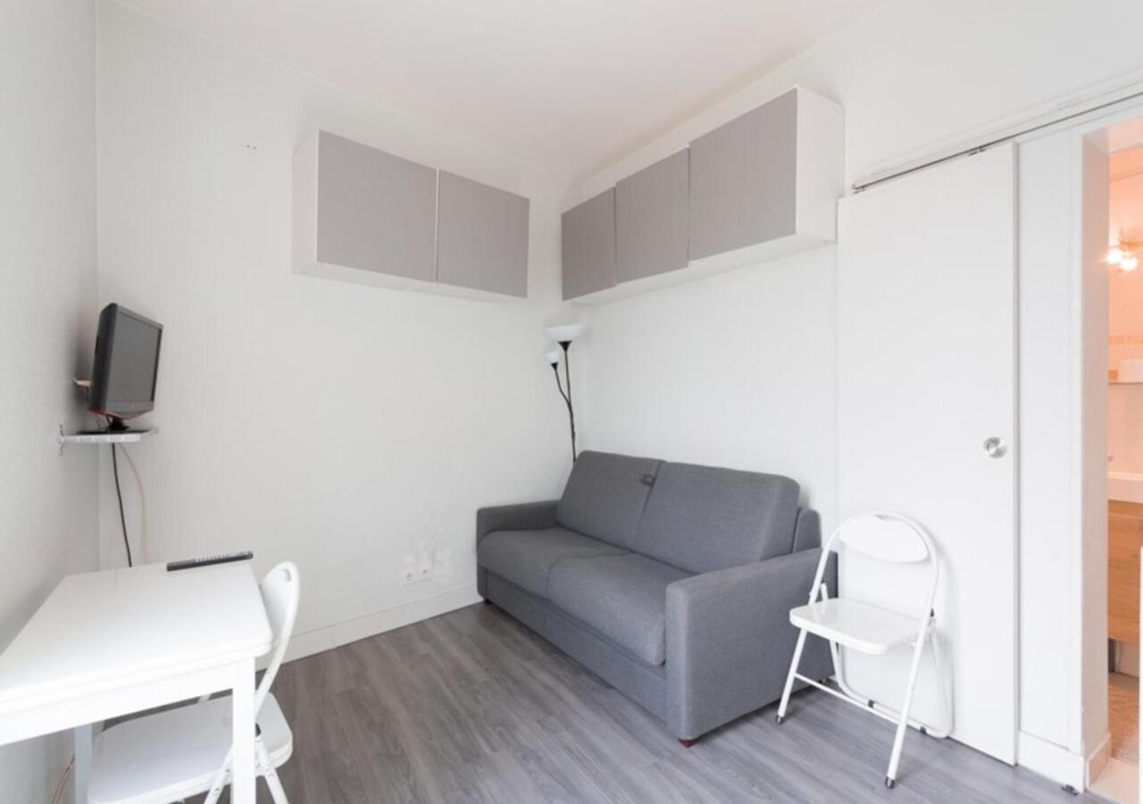 Studio Meuble Жантийи Экстерьер фото