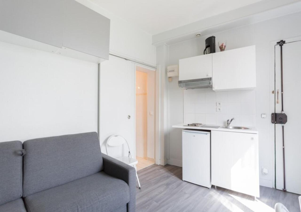 Studio Meuble Жантийи Экстерьер фото