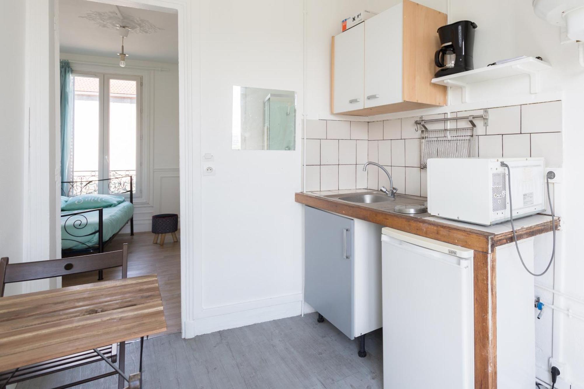 Studio Meuble Жантийи Экстерьер фото