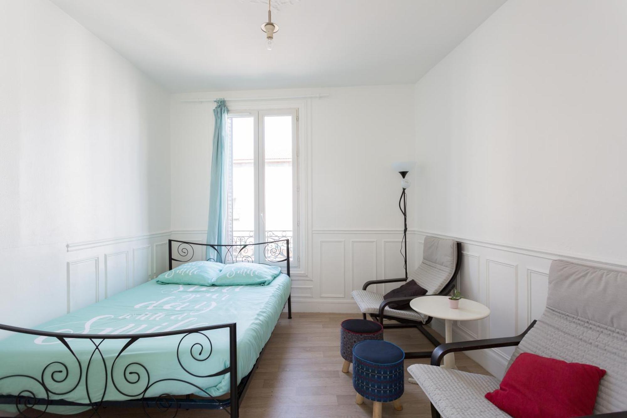 Studio Meuble Жантийи Экстерьер фото